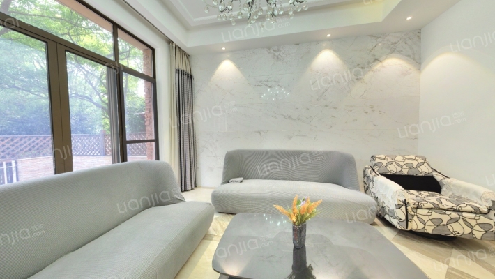 山语原墅二手房实景图