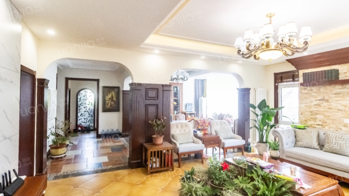 中建长清湖瑜园二手房实景图