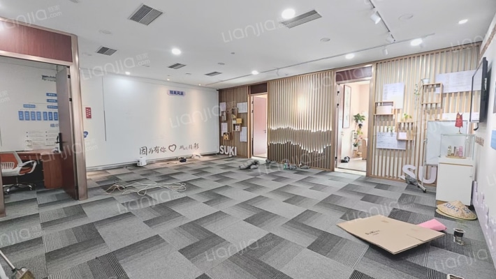 富力中心A区二手房实景图