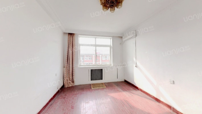 三角地二手房实景图