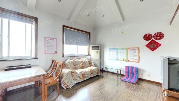 青阳宝岛花园二期二手房实景图