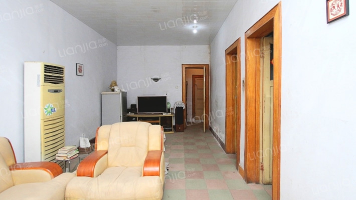 物资局小区二手房实景图