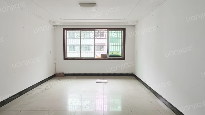 四合院落二手房实景图