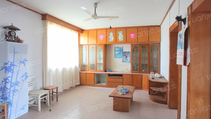 师范小区二手房实景图