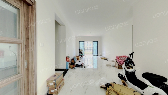 御龙半山龙耀苑二手房实景图