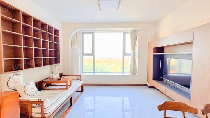 十里春风二手房实景图