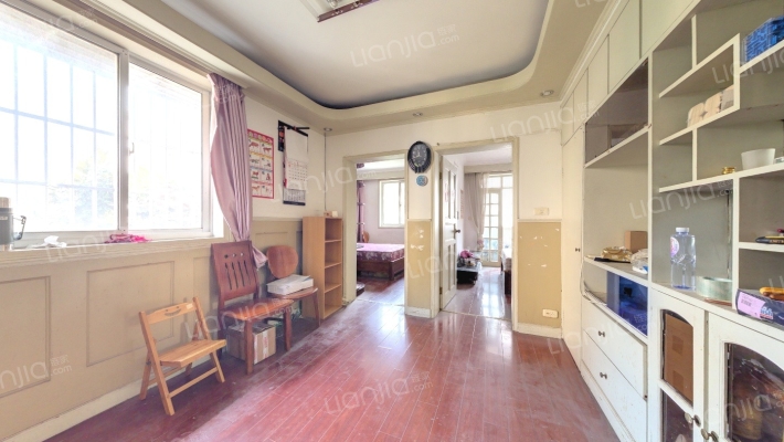 银都新村(8至10区)二手房实景图