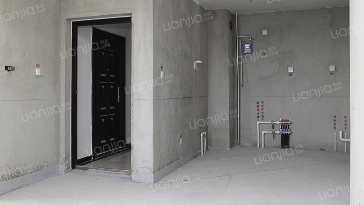 高新区 天伦湾  南北通透户型 中高层 视野开阔-客厅