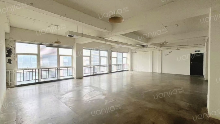 总部企业基地二手房实景图