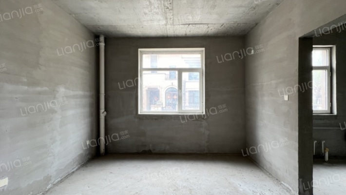 哈弗小镇联排别墅，房本满二带地下室，打造绿色生态社-餐厅