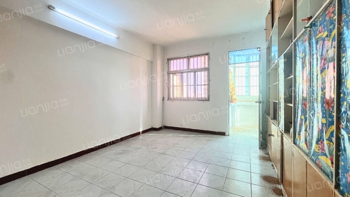 花园新村2号省人行宿舍二手房实景图