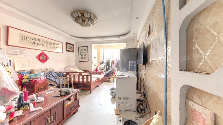 新锐领地二手房实景图