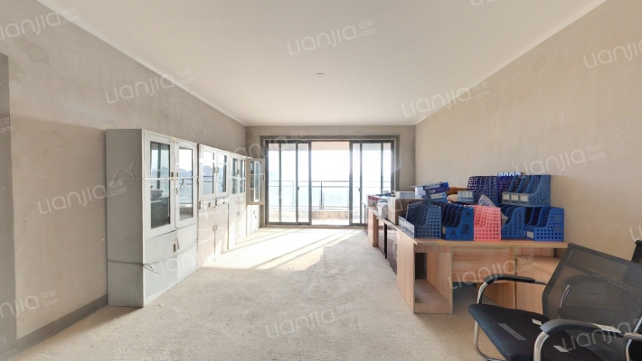 温莎堡二手房实景图