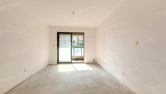 里外滩二手房实景图