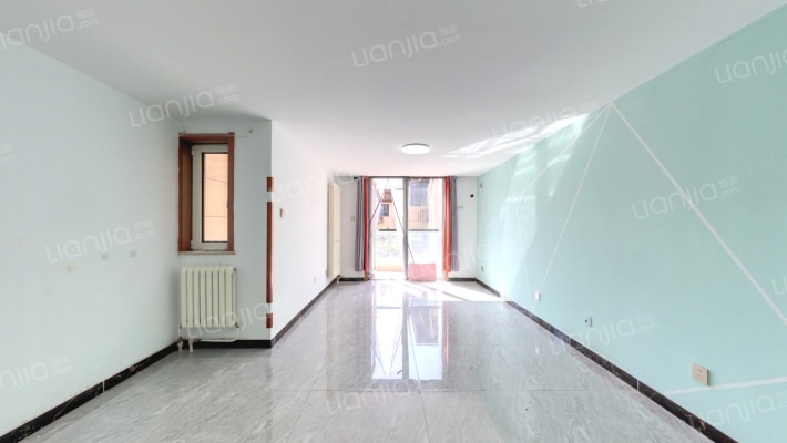 M5朗峰二手房实景图