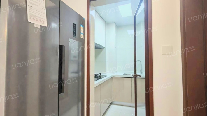 隆基泰和铂悦山 3室1厅 南 北-厨房