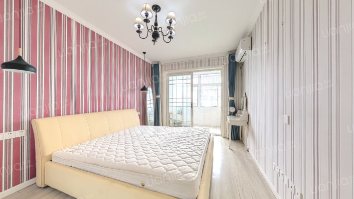 湖西街42号二手房实景图