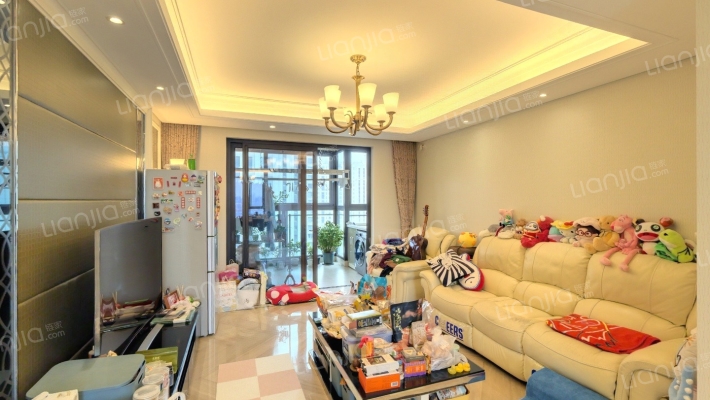 雅戈尔长风8号二手房实景图