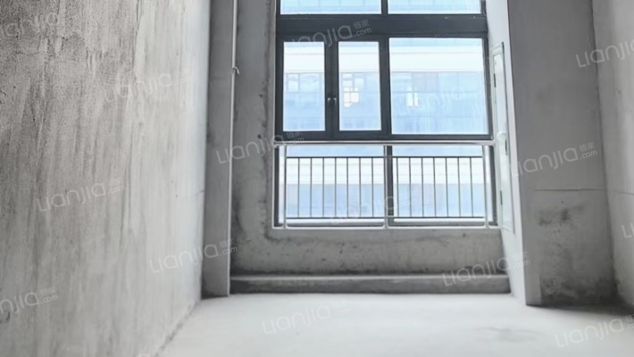 中汇广场二手房实景图