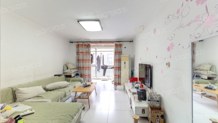 亲亲小镇南区二手房实景图