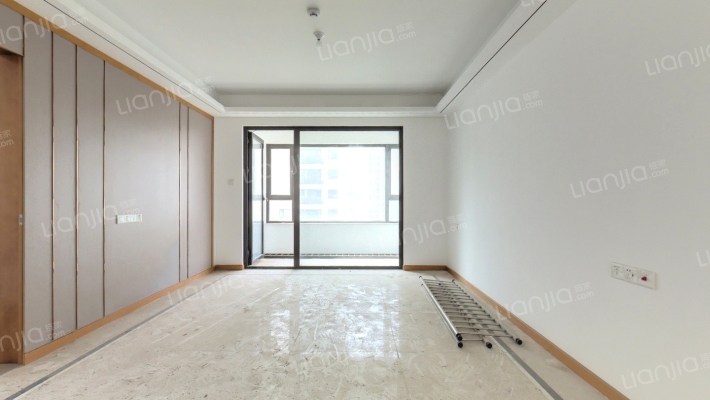 华发四季二手房实景图