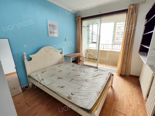 合租·文富居 3居室 东/南卧