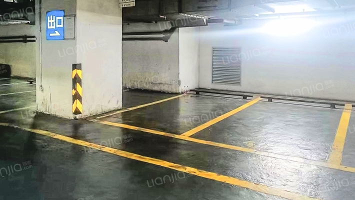 平安大厦二手房实景图