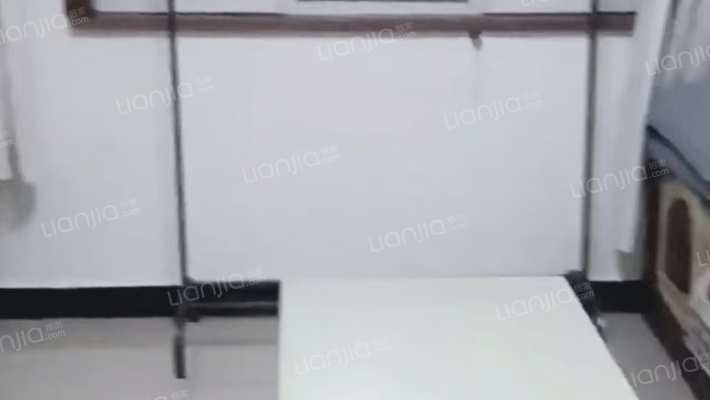 水岸花城，好房源，环境好，交通便利。-客厅