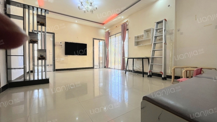 华诚大厦二手房实景图