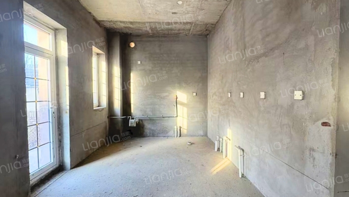 4A级高尔夫别墅区万亩大盘天然氧吧 边户类独栋大院子-餐厅