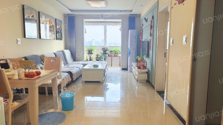 容大中院5号二手房实景图