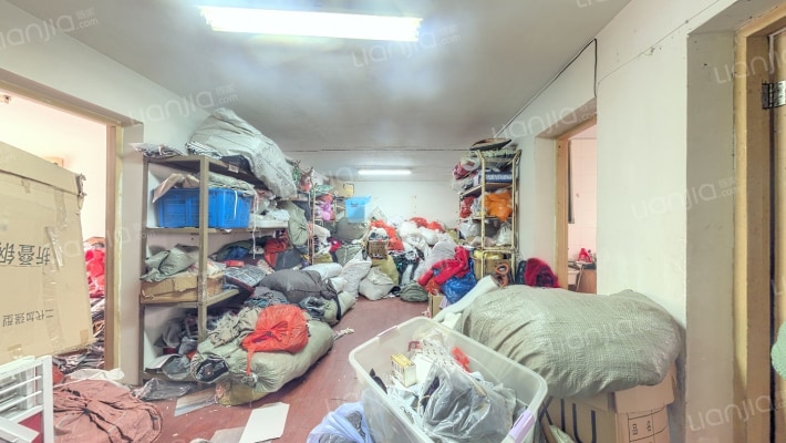 虹桥新苑东区二手房实景图