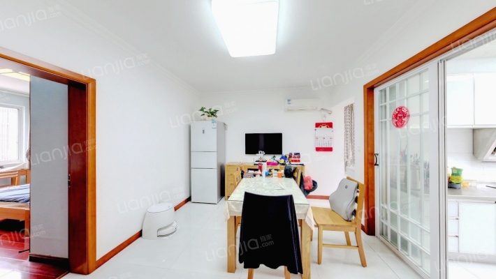 中街居委居民新村住宅小区二手房实景图