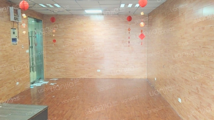 金融101大厦二手房实景图