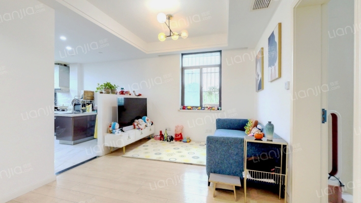 金贸新村二手房实景图