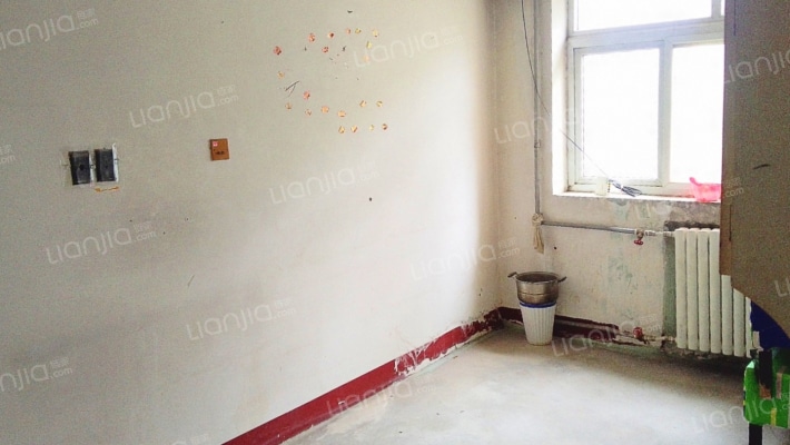 地理位置优越 交通便利 生活配套设施完善-卧室