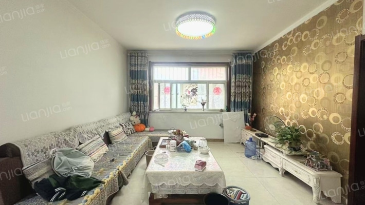 莱茵小镇二手房实景图