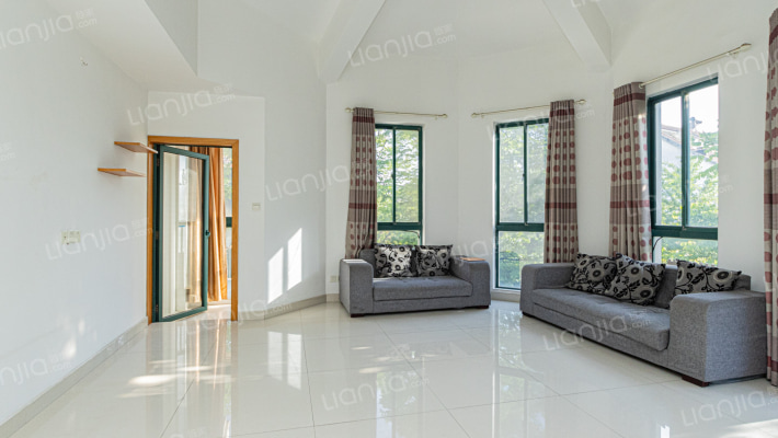 四季经典二手房实景图