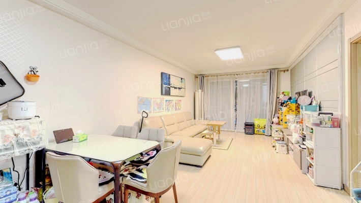 金地·格林自在城三期二手房实景图