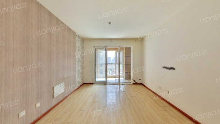 绿地与湖二手房实景图