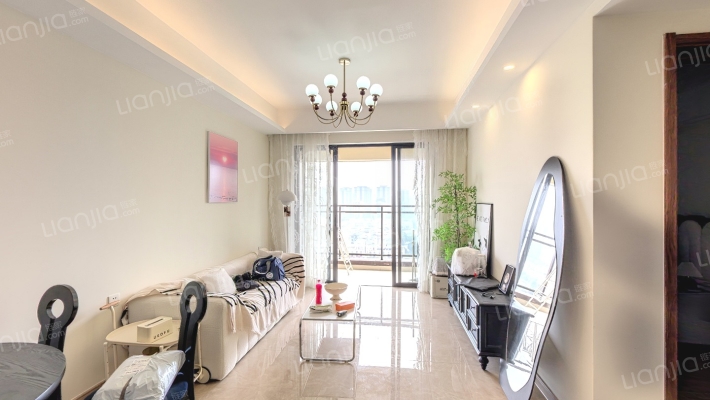 山湖海上城二手房实景图