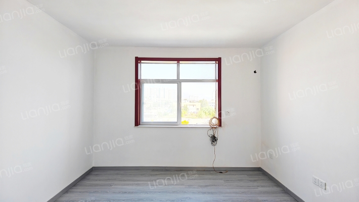 泰山商场宿舍南区二手房实景图