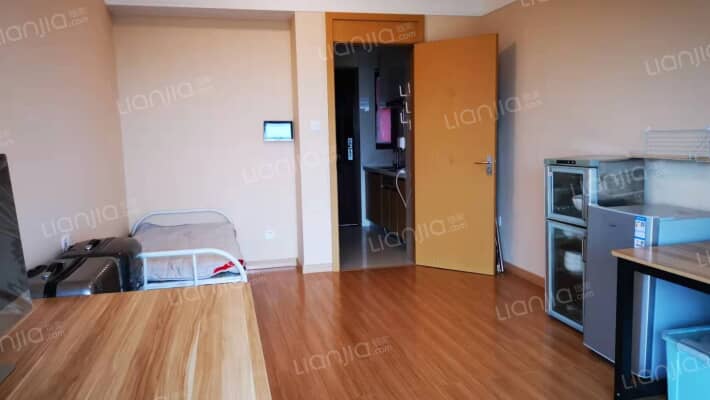 雅居乐依云小镇二手房实景图