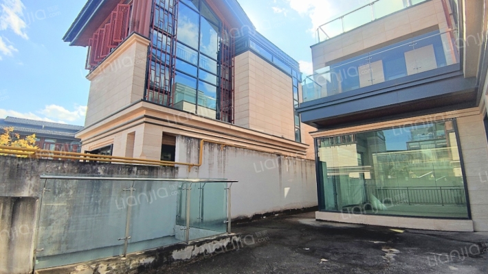 山海湾1号二手房实景图