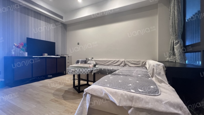 绿城蓝湾小镇·闻涛苑二手房实景图