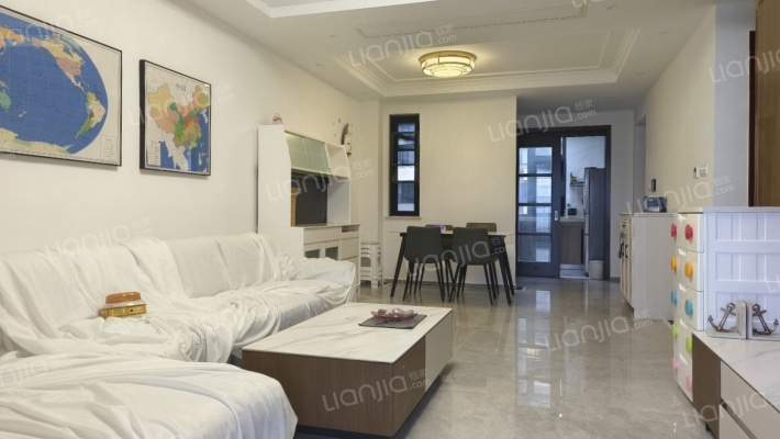 怡海湾二手房实景图