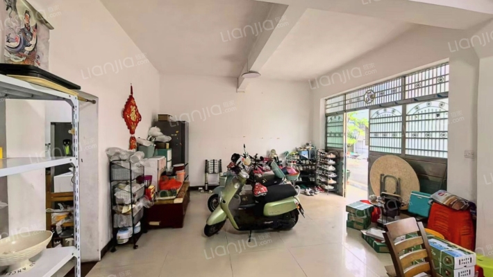 包屋东五巷二手房实景图