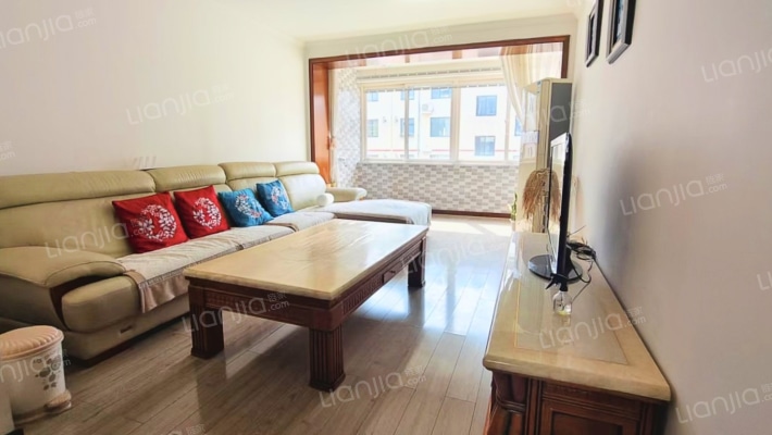 桦杰豪景二手房实景图