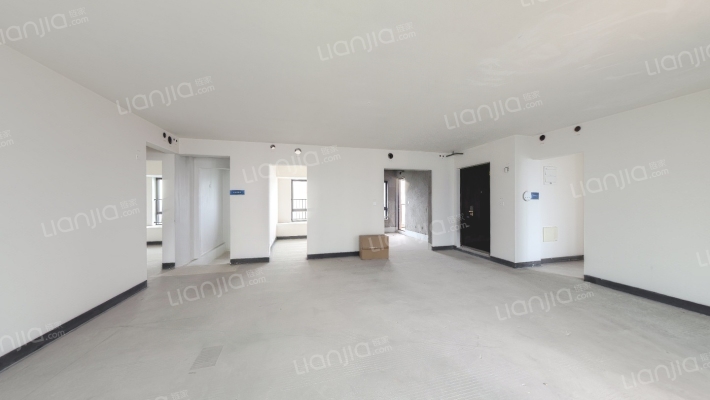 昱湖壹号萃峯二手房实景图