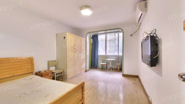 新泾六村二手房实景图